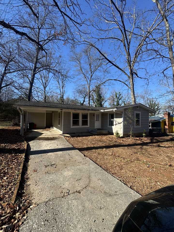 5205 Heather Ln #1 - Photo 3 of 12