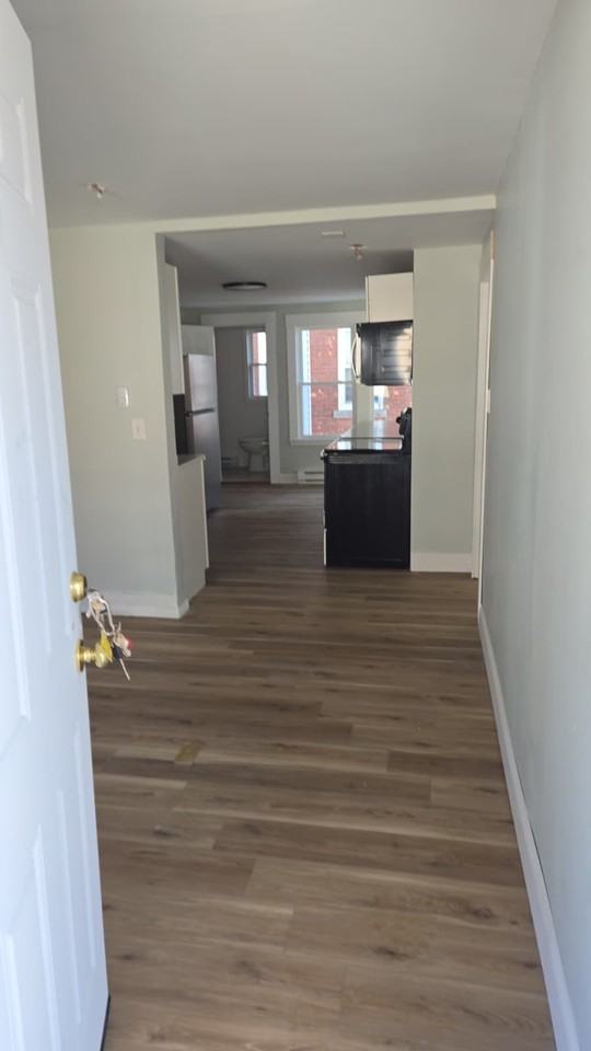 8 Meade St Apt 1f #1F - Photo 2 of 10