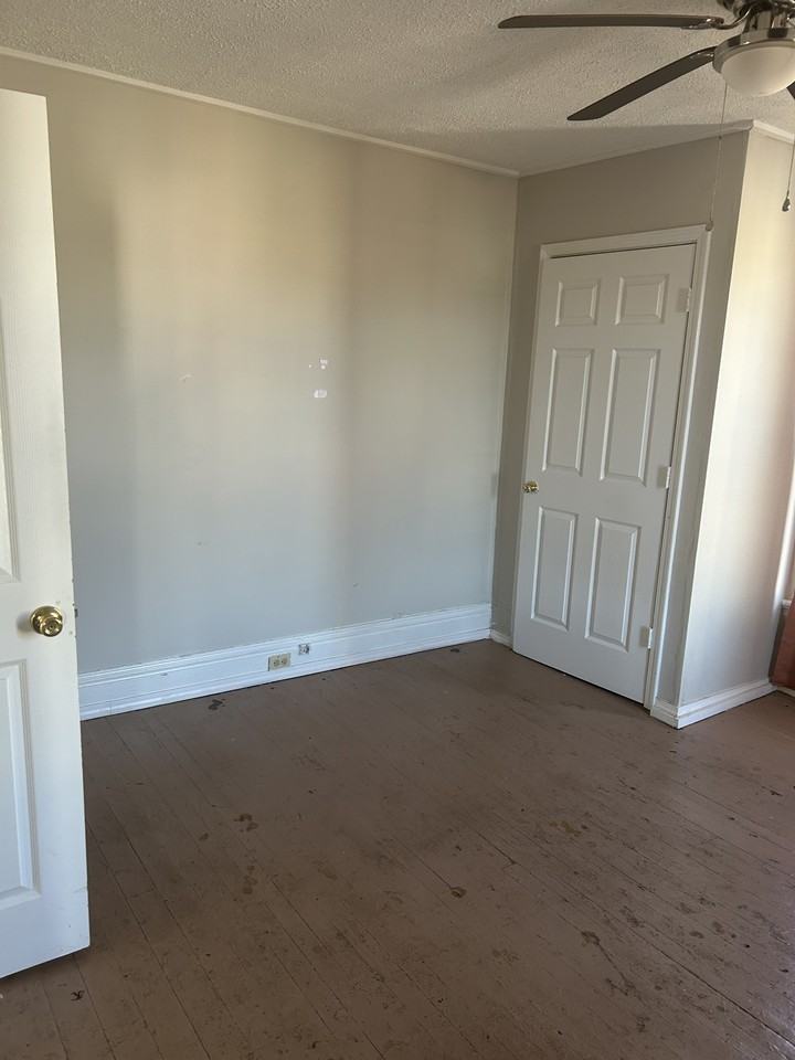 2200 Memorial AvenueApt B #B - Photo 7 of 8