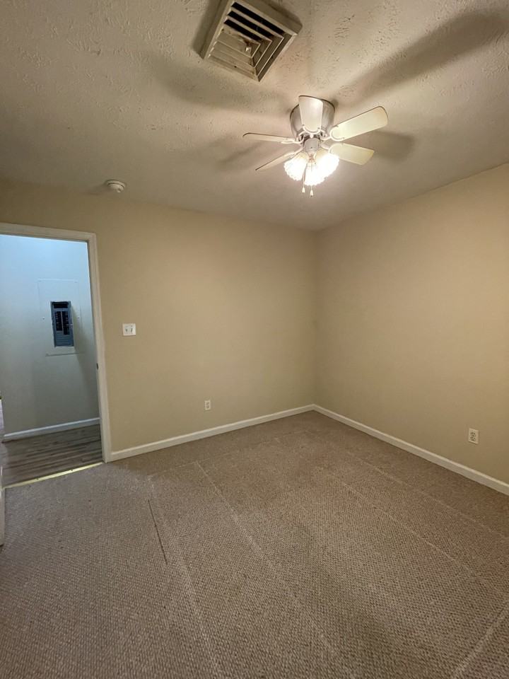 118 Waughs Ferry Rd #1 - Photo 7 of 10