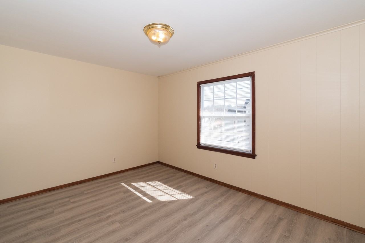 2711 Avondale Ave #1 - Photo 4 of 50