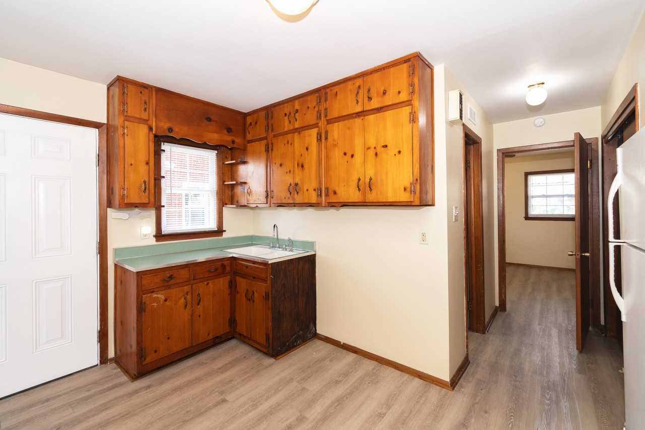 2711 Avondale Ave #1 - Photo 6 of 50