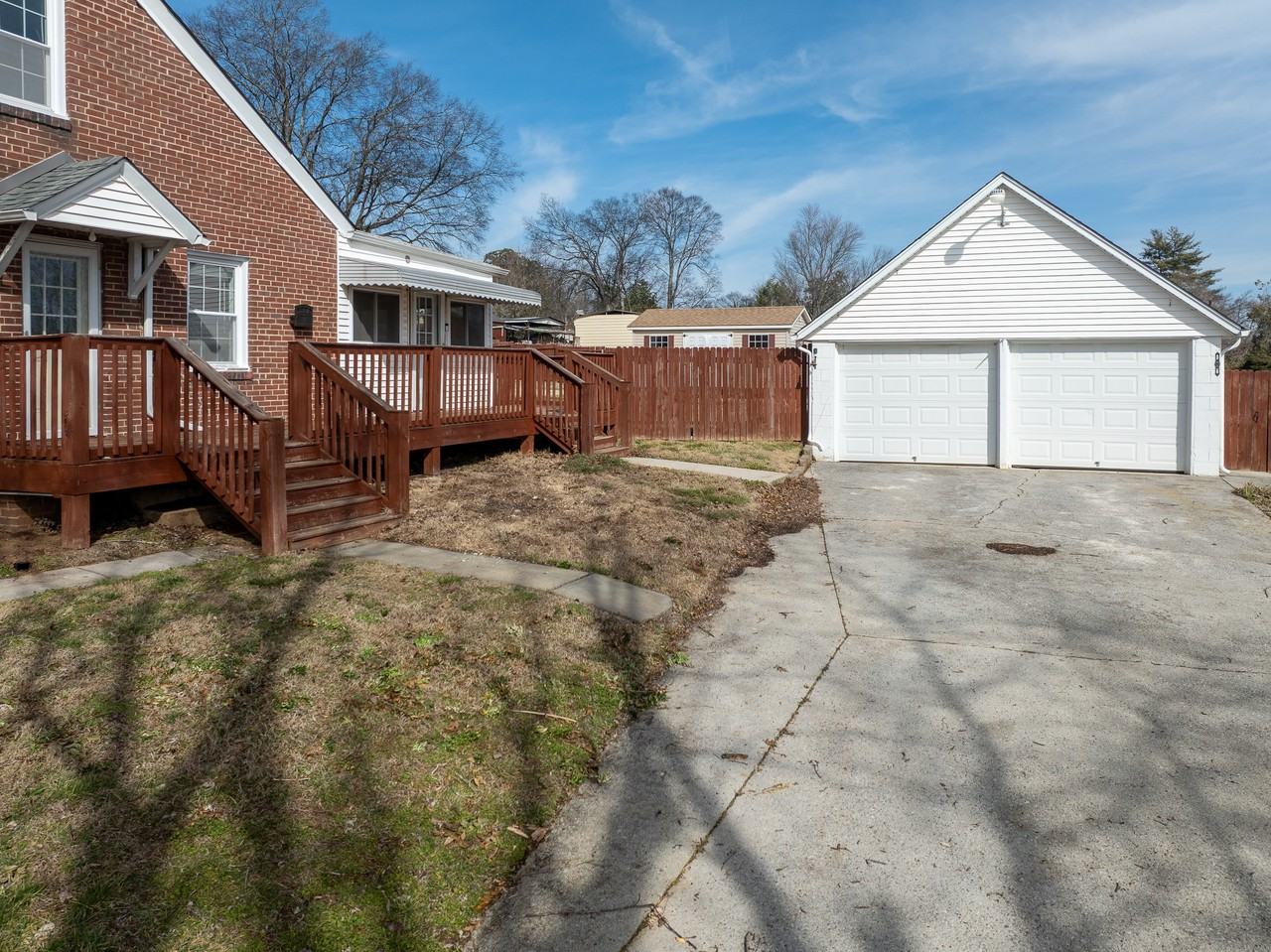 412 Keeble St #1 - Photo 3 of 46