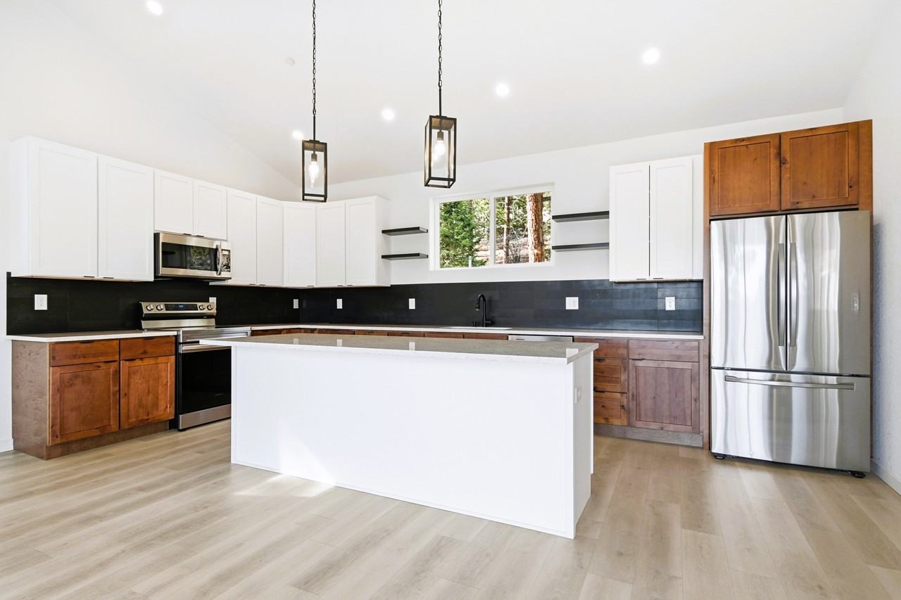 191 Diamond Dr #1 - Photo 3 of 47