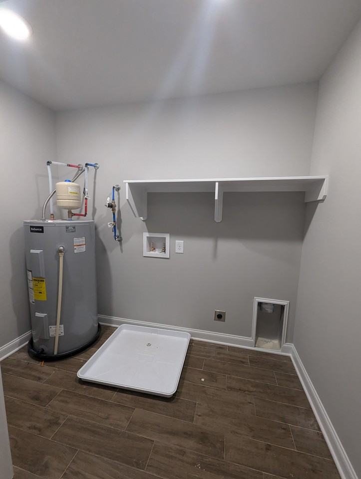 201 Polk St #A - Photo 3 of 8