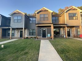 featured image of 140 Sunburst Villa Dr #1