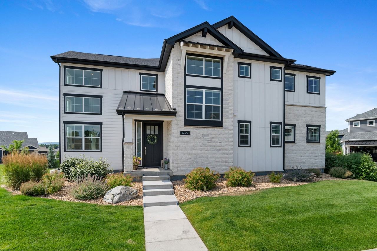 6625 S Lee St #1 - Photo 2 of 48