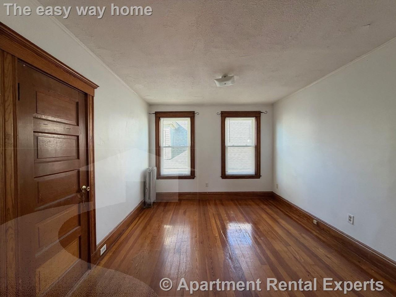 110 Sharon St #3 - Photo 3 of 17