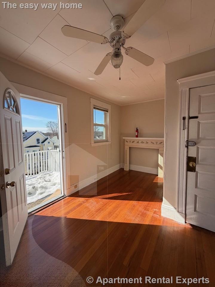 110 Sharon St #3 - Photo 5 of 17