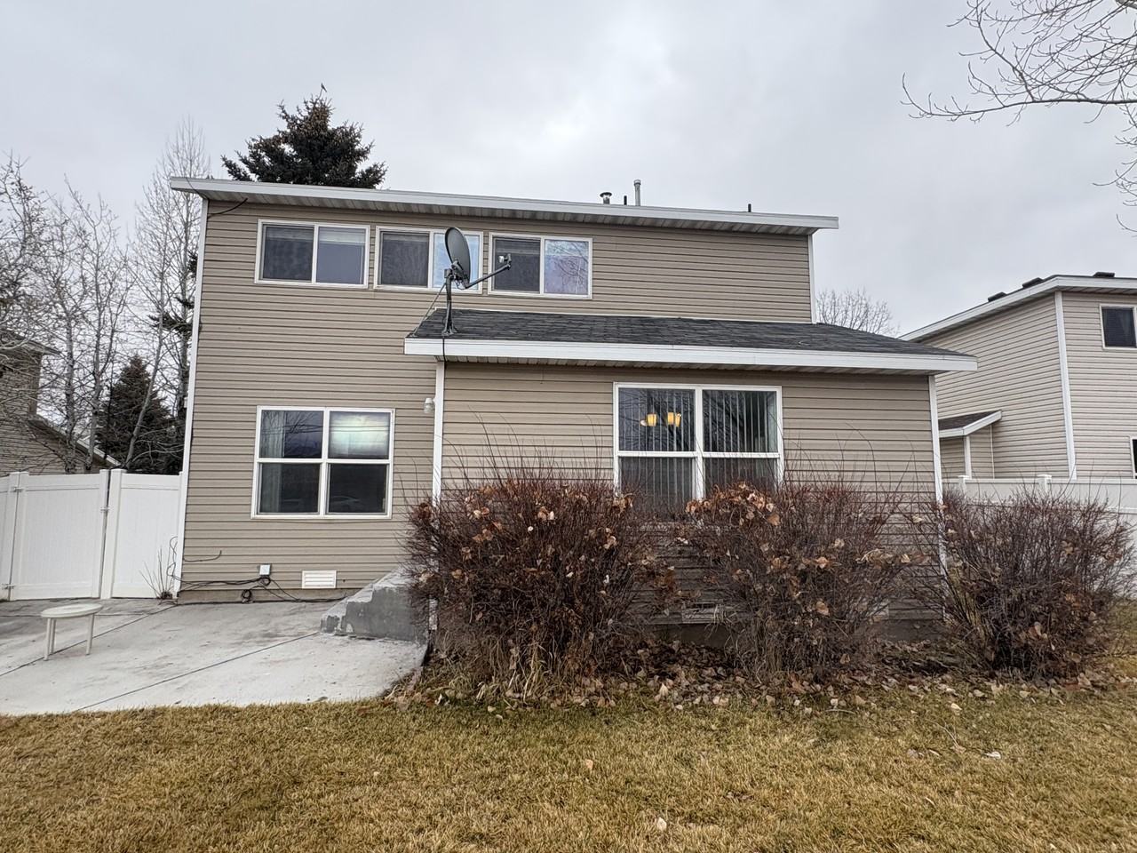 1884 Sunset Rd #1 - Photo 3 of 17