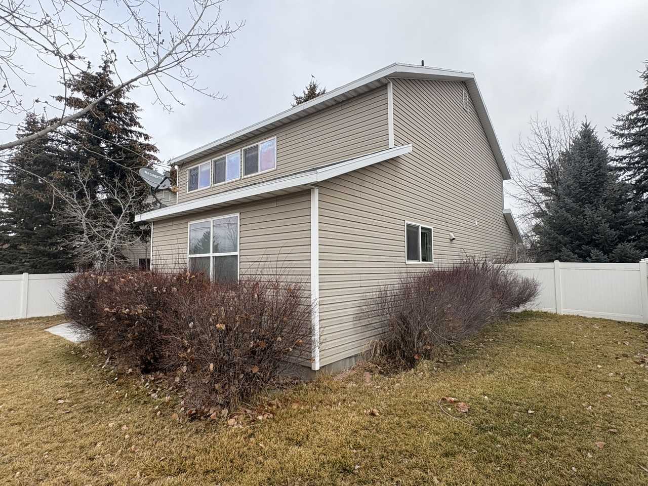 1884 Sunset Rd #1 - Photo 4 of 17