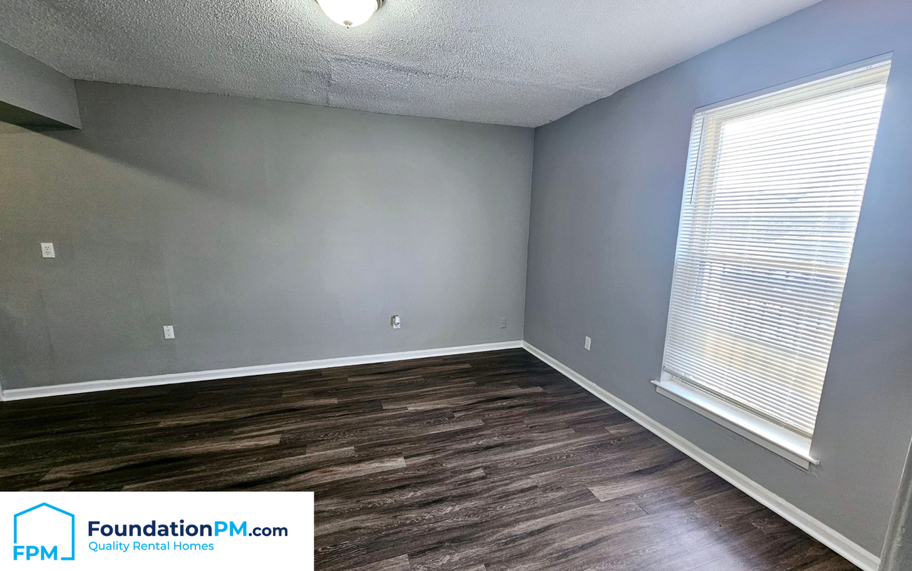 3448 Barbwood Dr #3448 - Photo 5 of 10