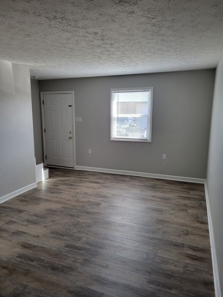 117 Spring Circle Rd #5 - Photo 2 of 8