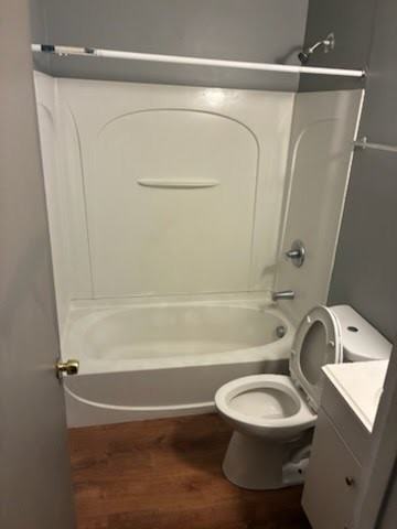 1974 Kentucky Ave #1974-9 - Photo 3 of 24