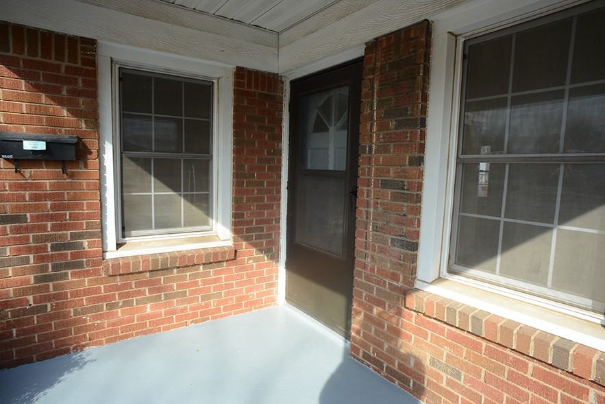 3305 Pioneer St #1 - Photo 6 of 18