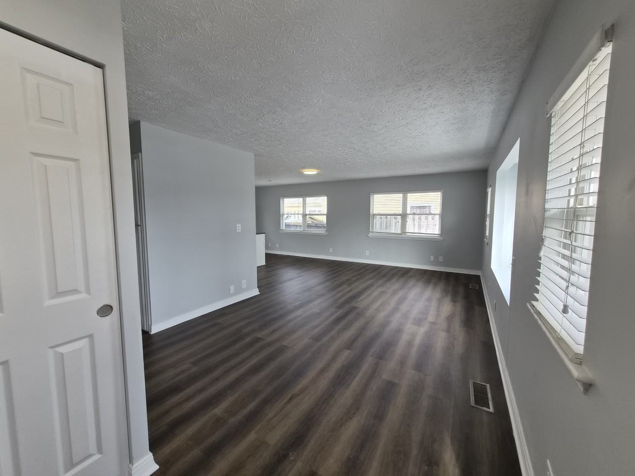 484 Carol Dr #1 - Photo 2 of 26