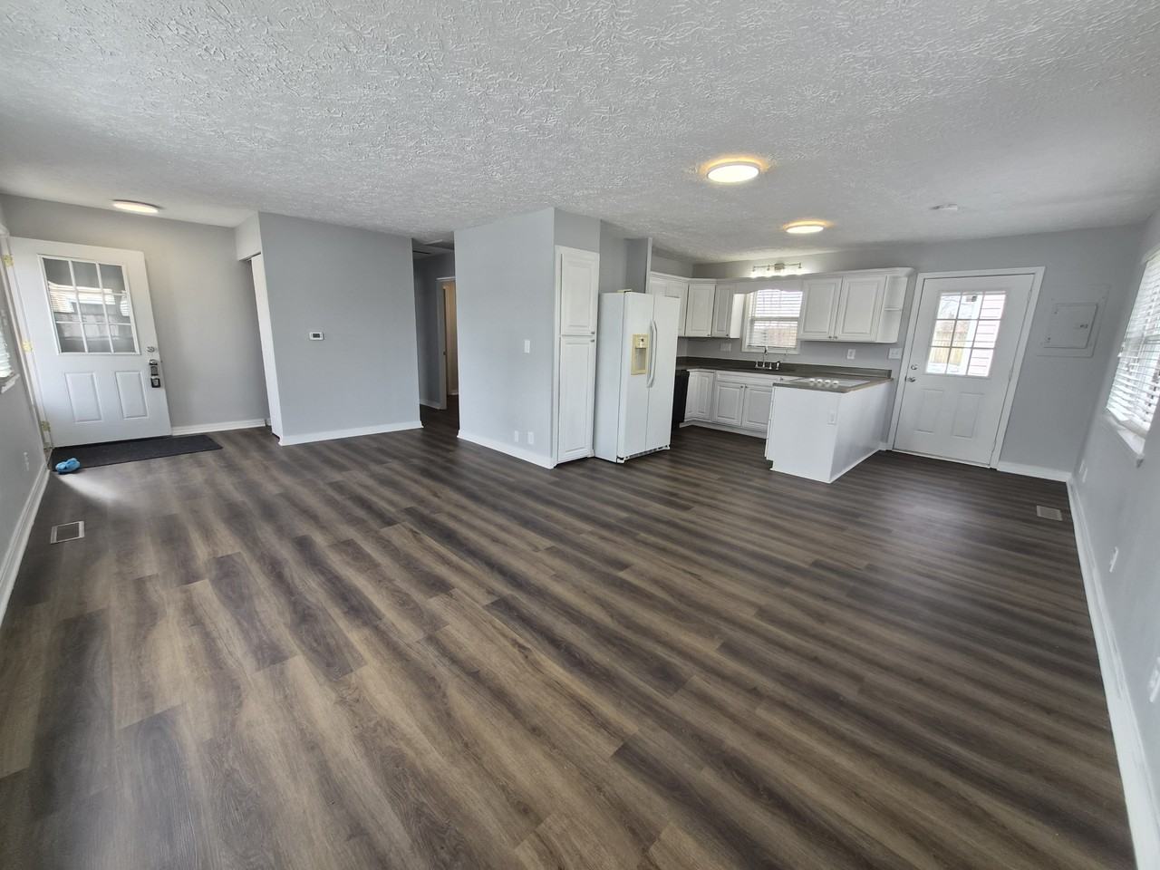 484 Carol Dr #1 - Photo 5 of 26