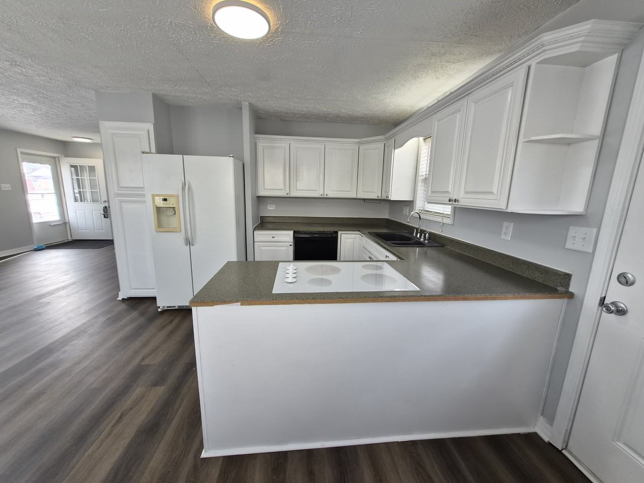 484 Carol Dr #1 - Photo 7 of 26