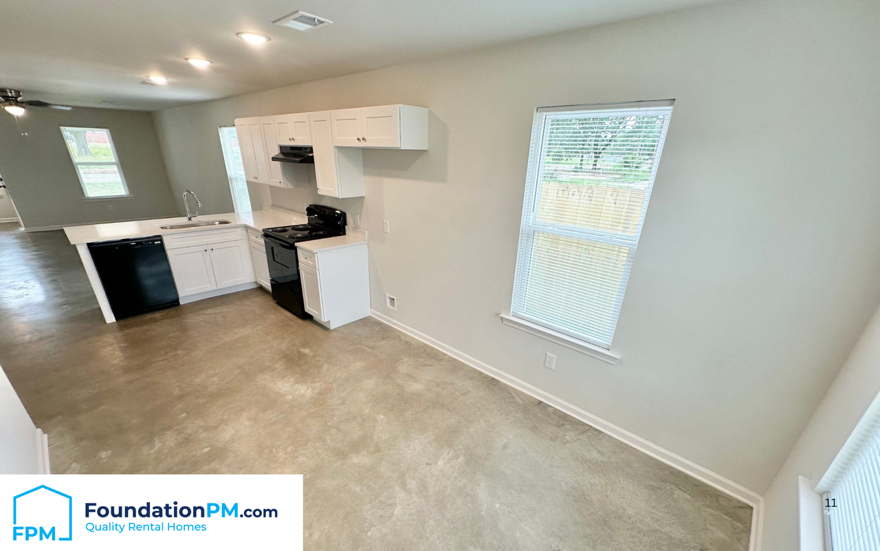 2506 E Tyler Ave #1 - Photo 4 of 11