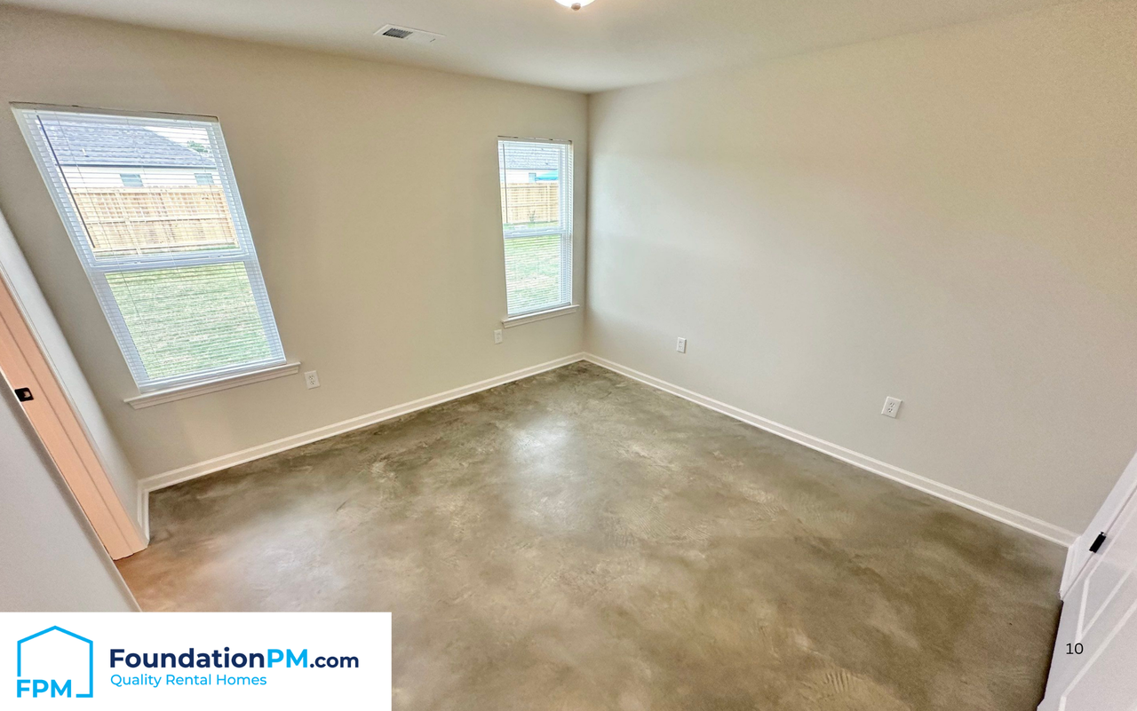 2501 E Tyler Ave #1 - Photo 7 of 11