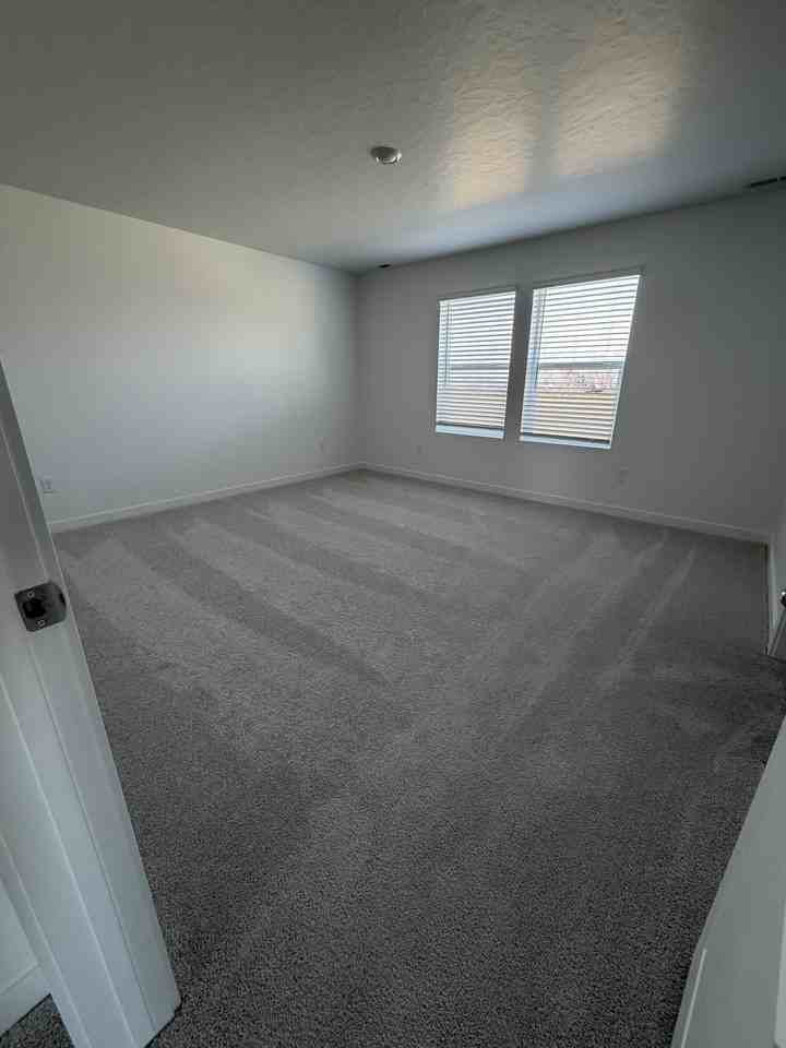 273 S Lightning Ave #273 - Photo 5 of 16