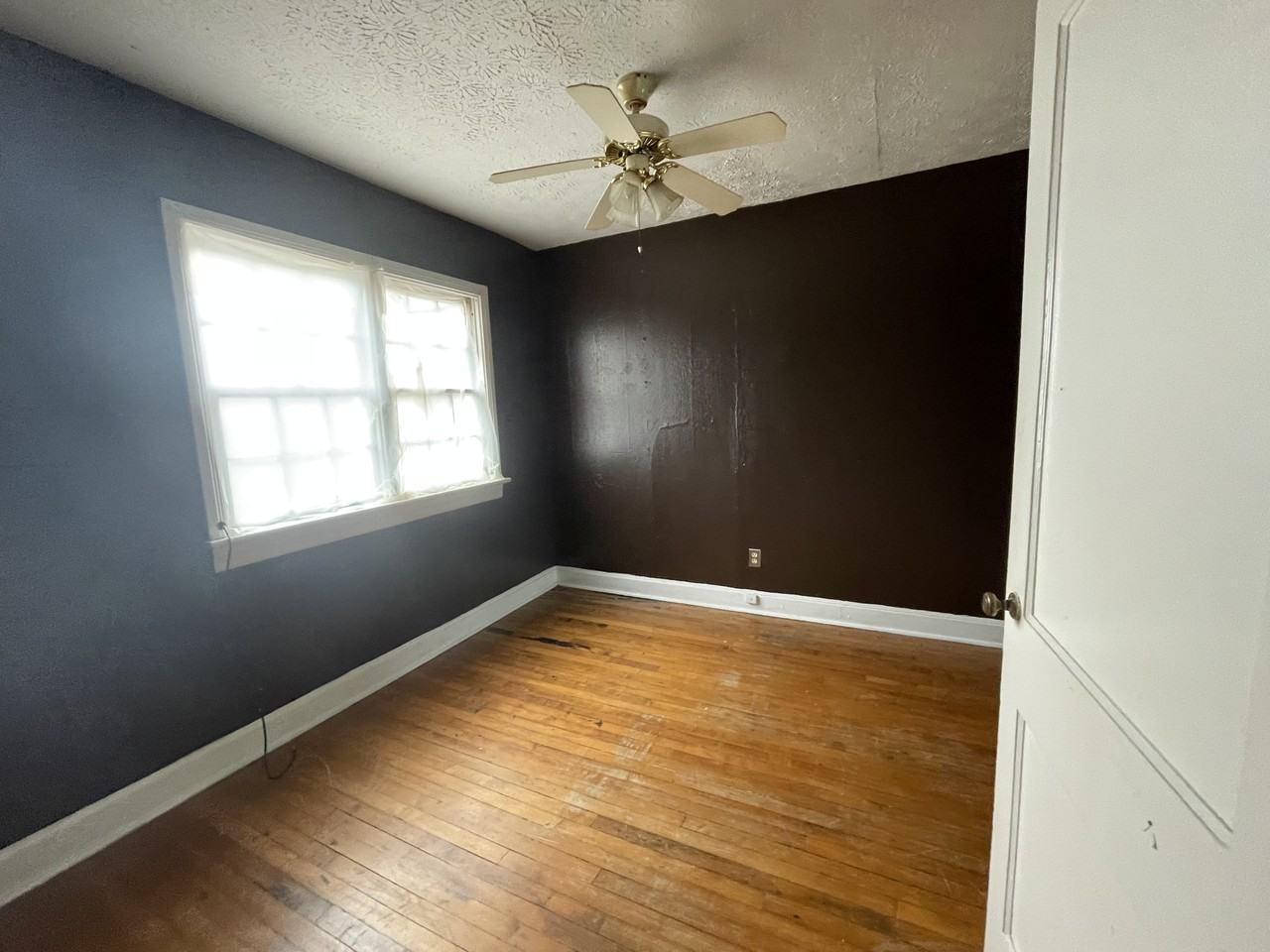 268 Crescent Ln #1 - Photo 4 of 5