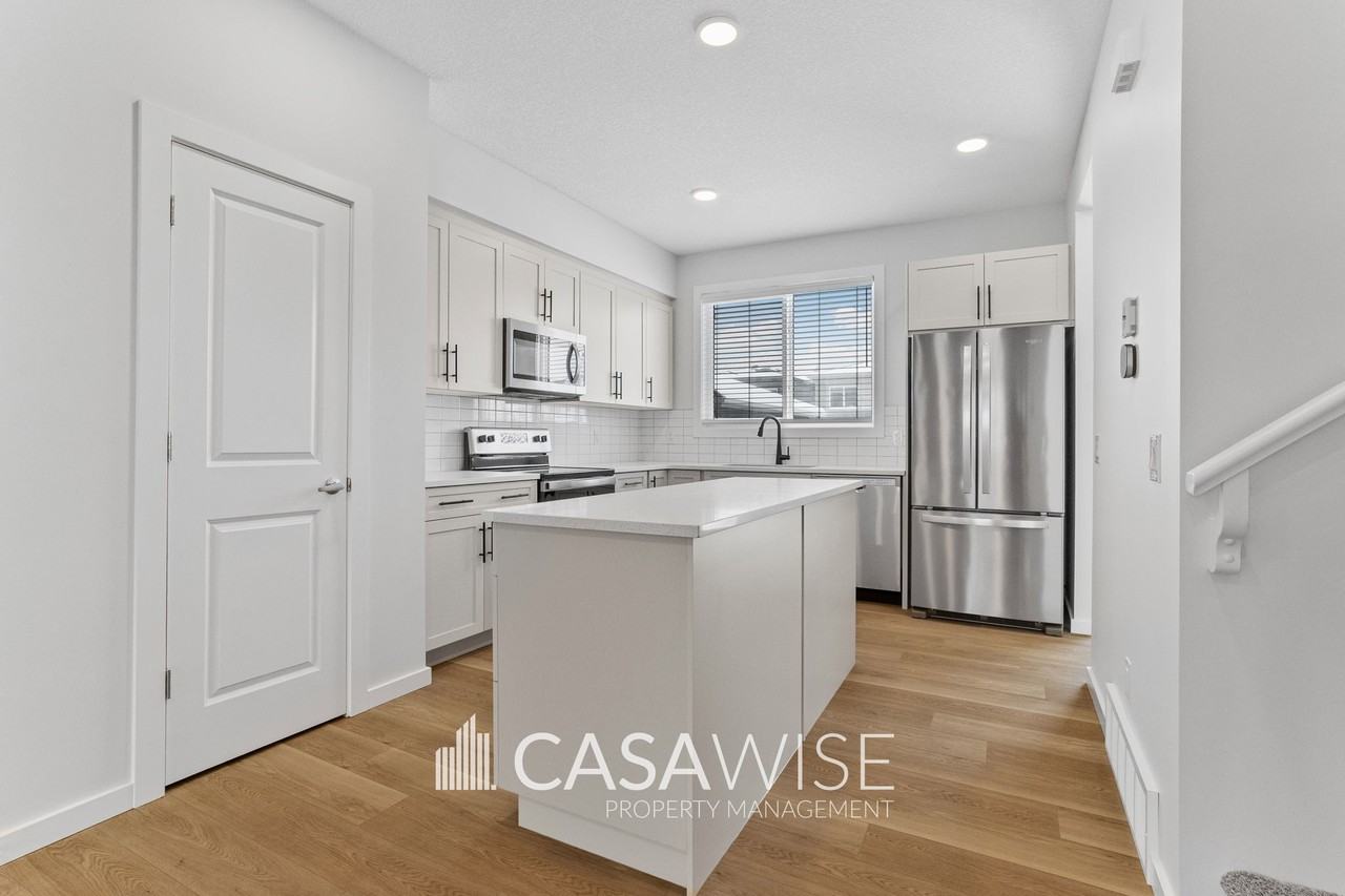 8123 228 St Nw #MAIN