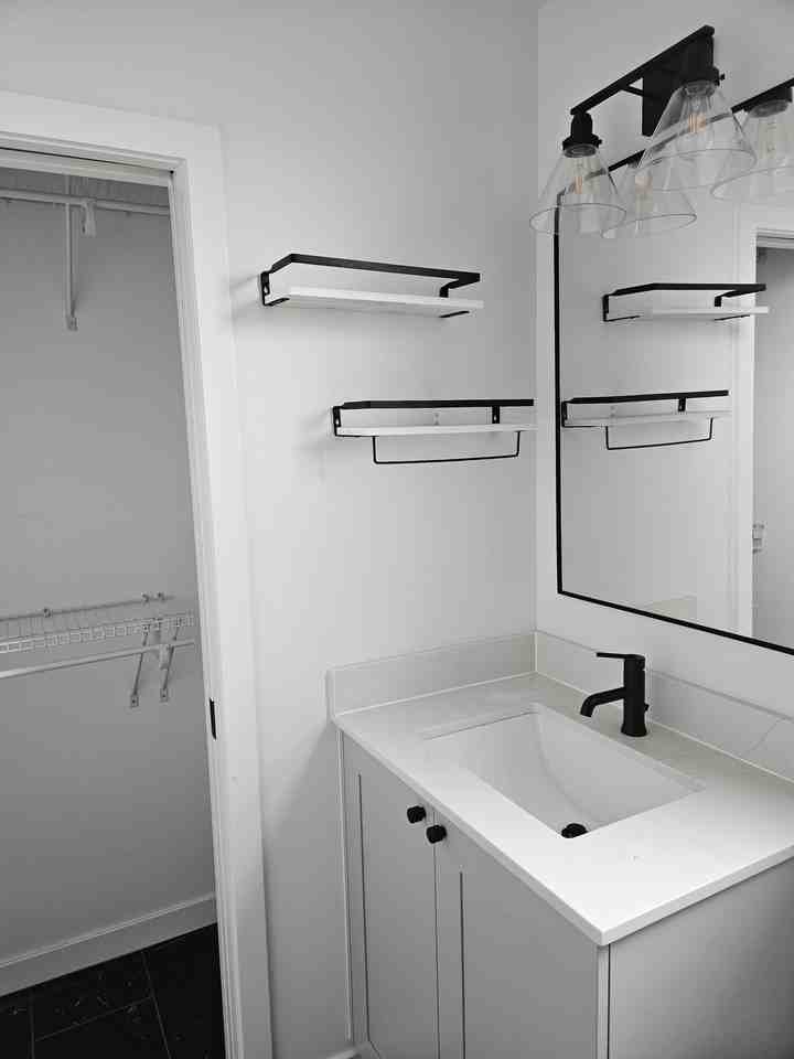 4610 Woodland Park Ave N #1 - Photo 4 of 22