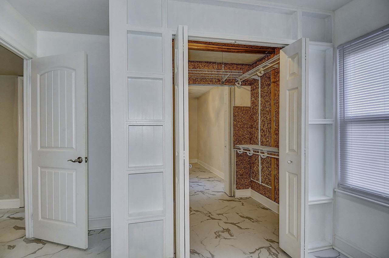 3813 Clearwood Ct #1 - Photo 3 of 6