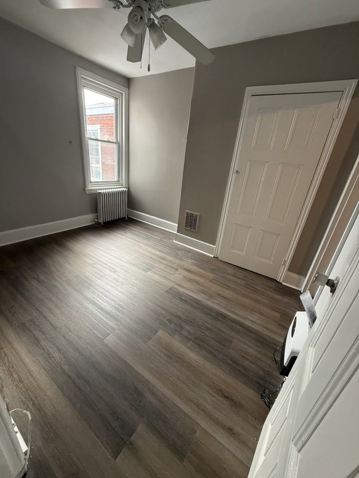 2532 N Lawrence St #1 - Photo 4 of 9