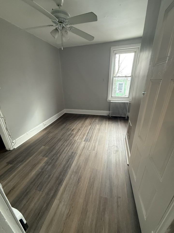 2532 N Lawrence St #1 - Photo 5 of 9