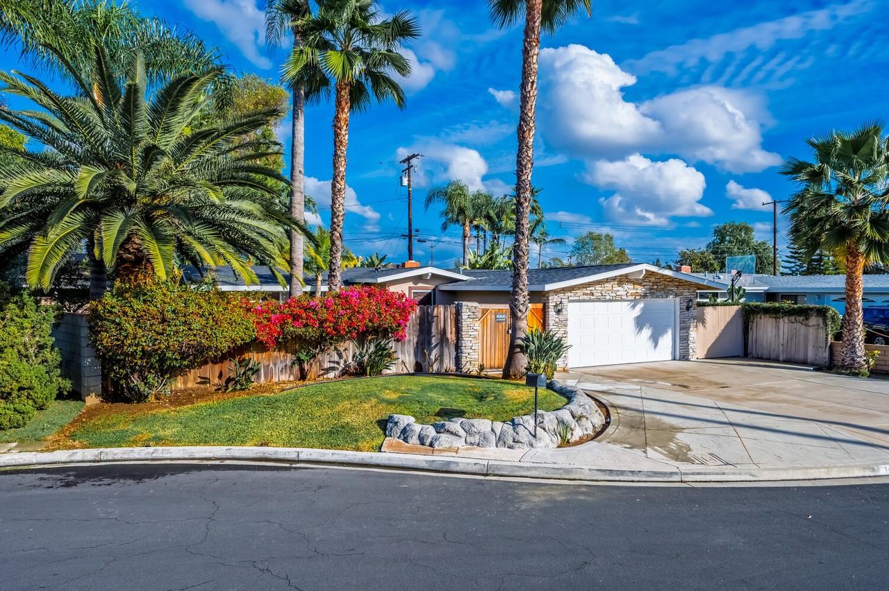 14722 Candeda Pl #1 - Photo 4 of 49