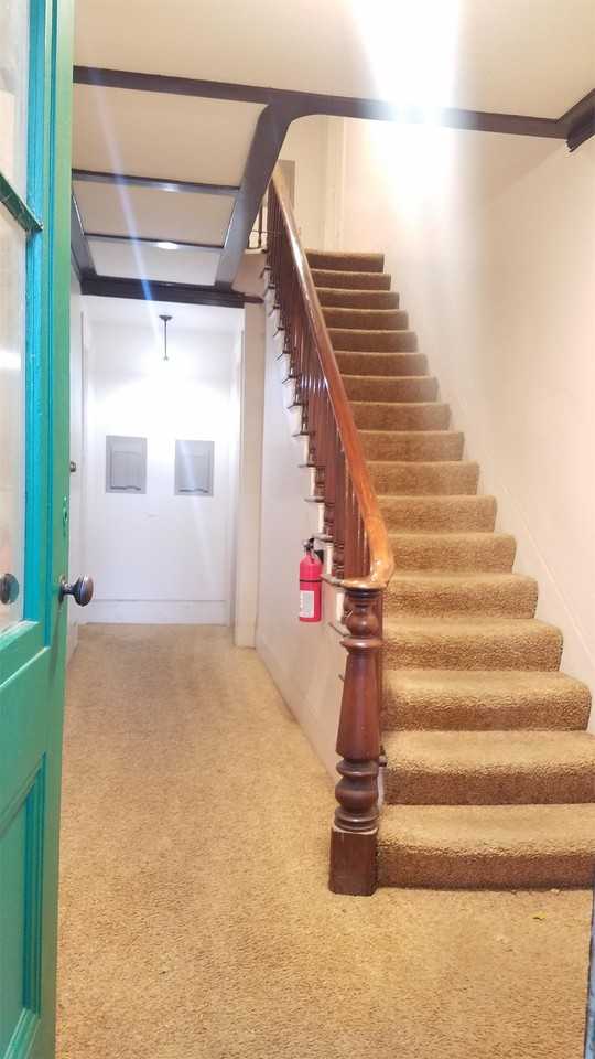 188 N Main St #B - Photo 3 of 38