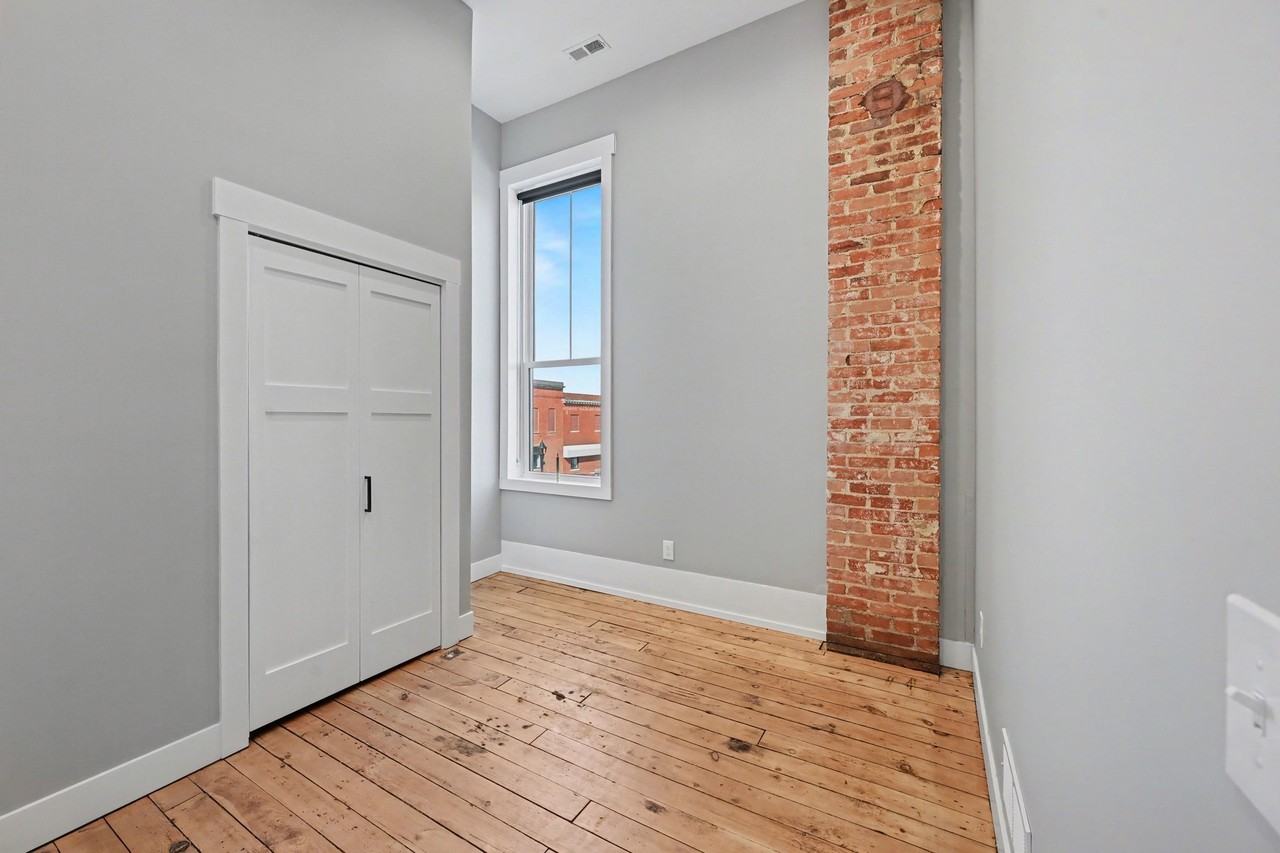 128 Locust St #C - Photo 6 of 17