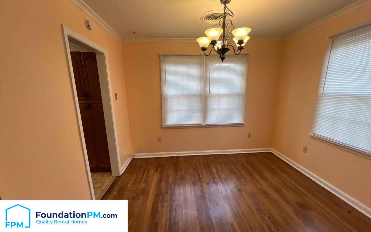 4634 Amboy Rd #1 - Photo 5 of 13