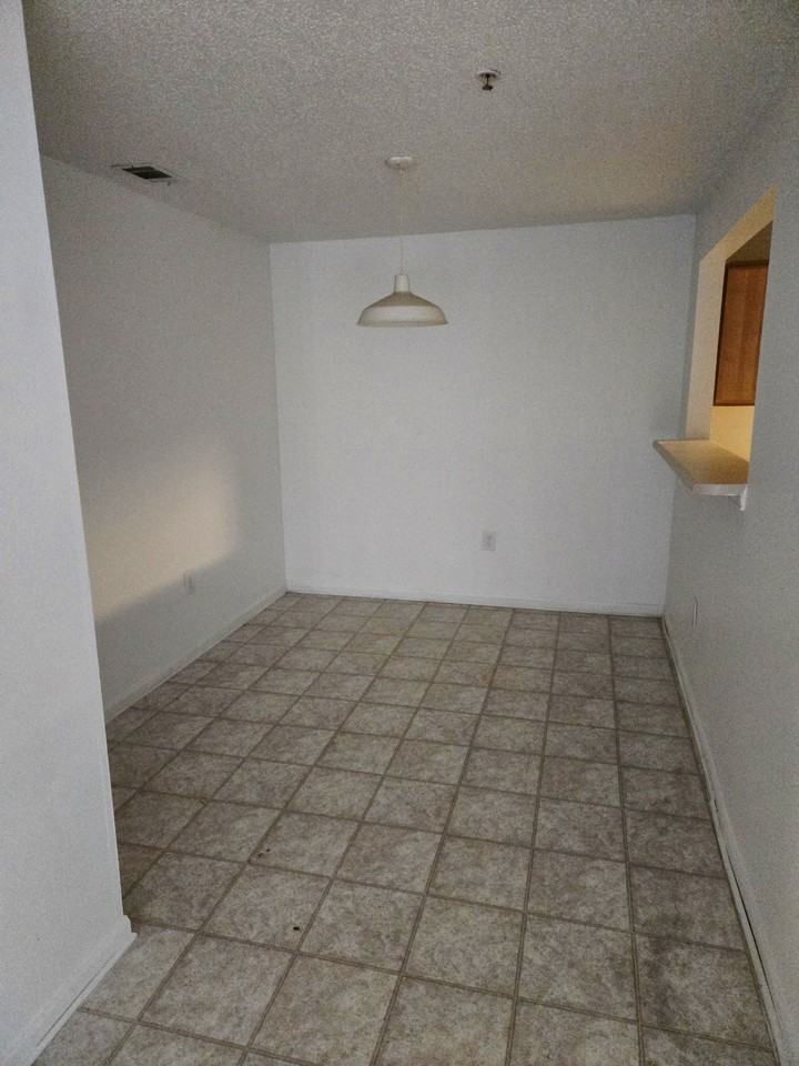 187 Pinnacle RoadApt 104 #187-104 - Photo 2 of 17