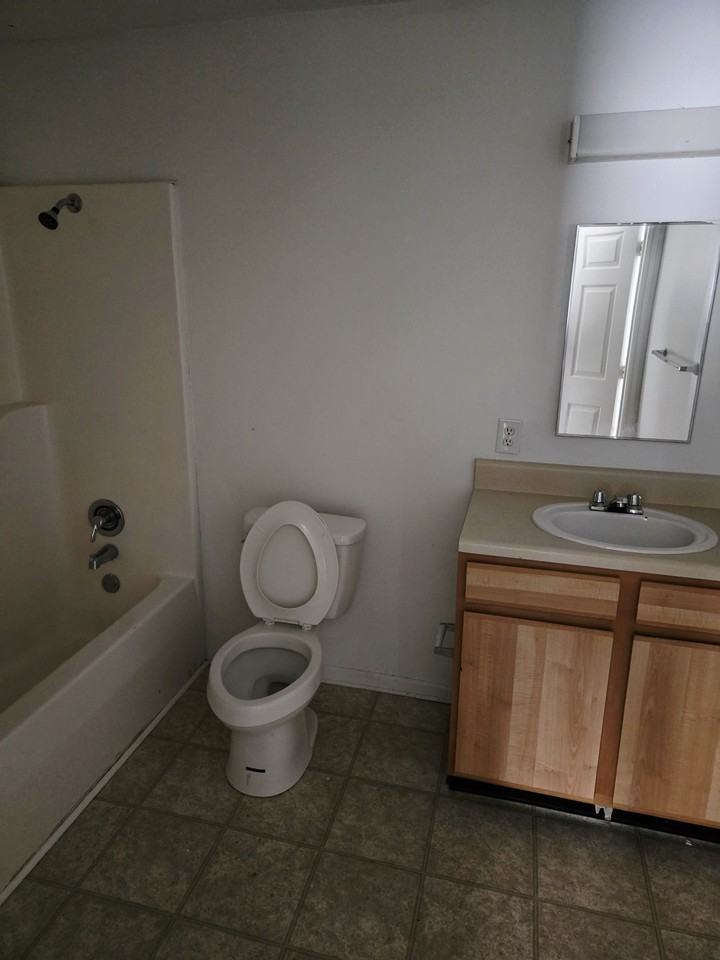 187 Pinnacle RoadApt 104 #187-104 - Photo 5 of 17