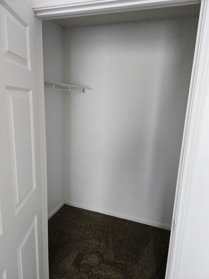 187 Pinnacle RoadApt 104 #187-104 - Photo 6 of 17
