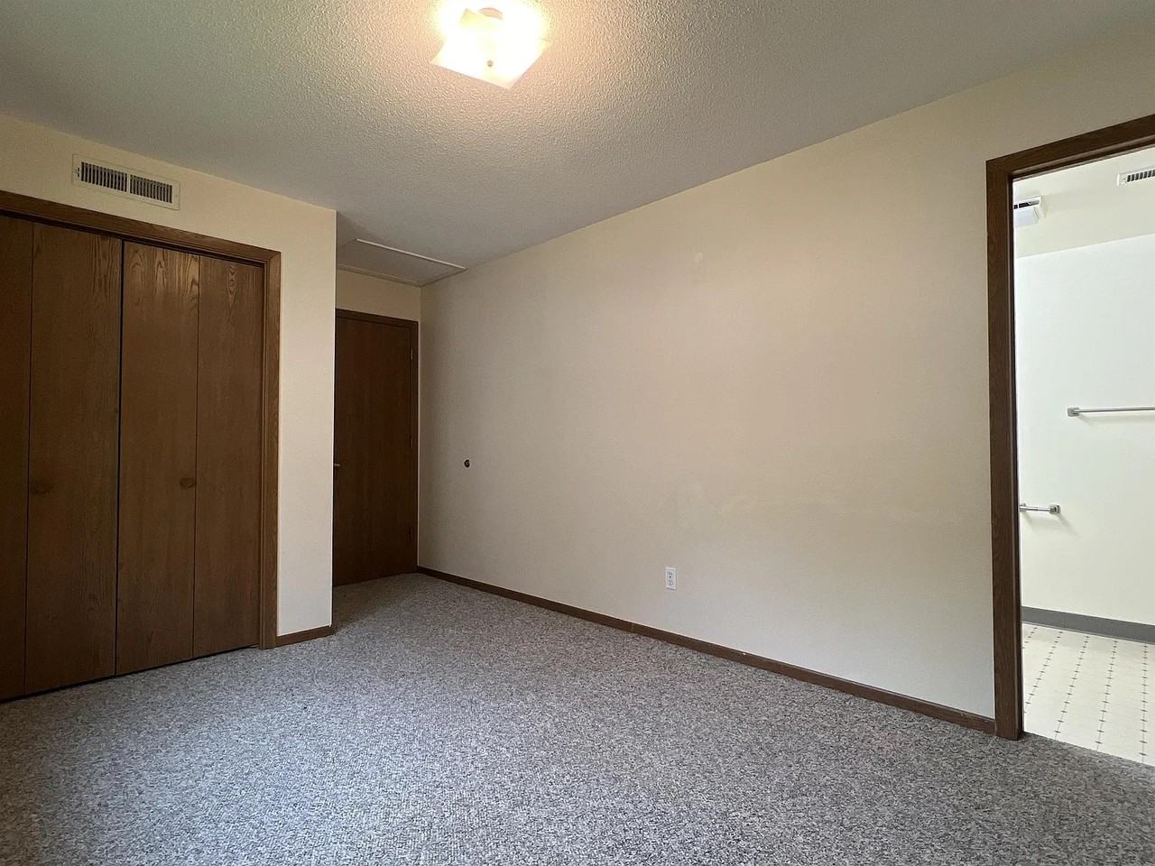 1925 Pulpit Rock Ln Apt 205a #205A - Photo 6 of 7