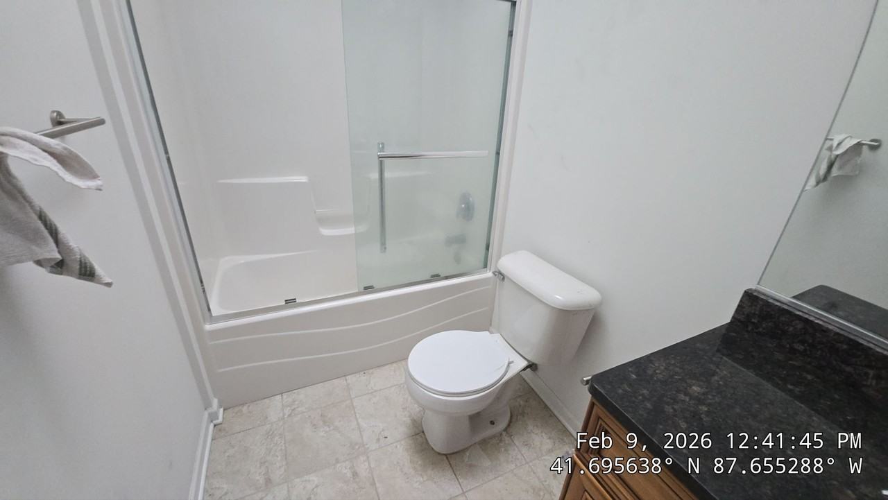 1313 W 109th St #1 - Photo 3 of 13