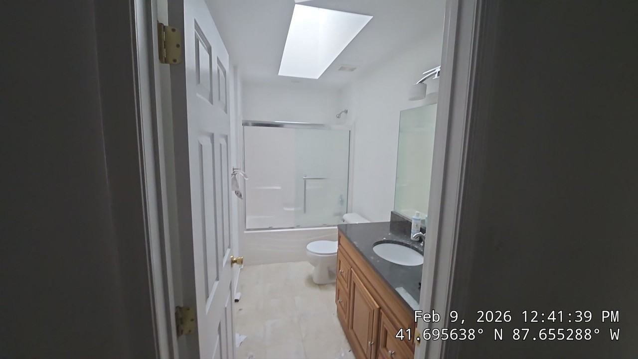 1313 W 109th St #1 - Photo 4 of 13