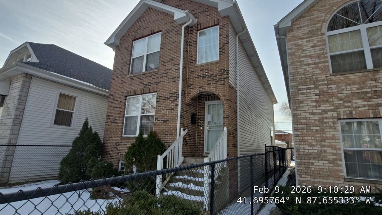 1313 W 109th St #1 - Photo 7 of 13