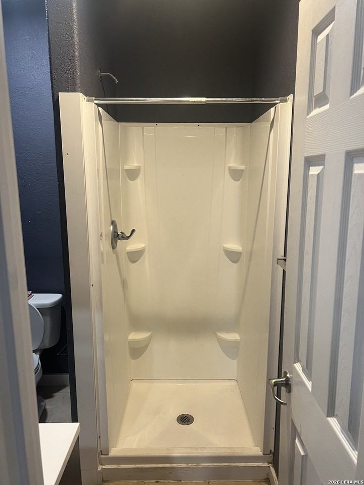 1750 W Craig Pl - Photo 3 of 10