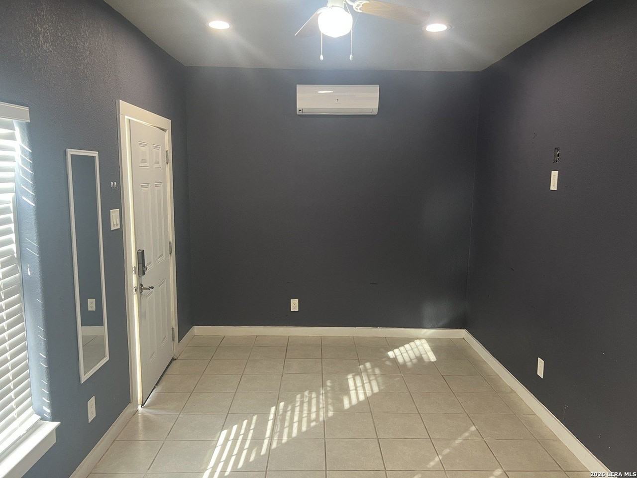 1750 W Craig Pl - Photo 7 of 10