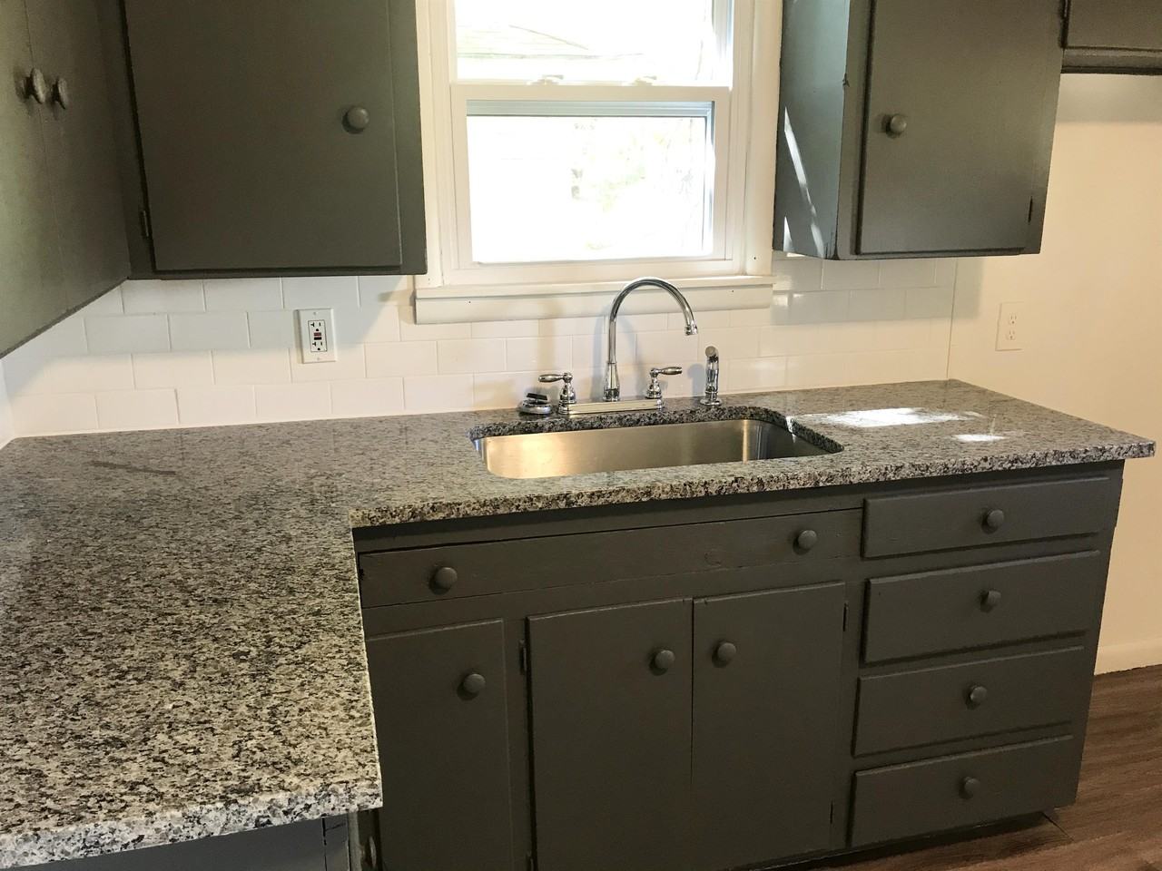 3209 Ne 14th St #1 - Photo 4 of 11