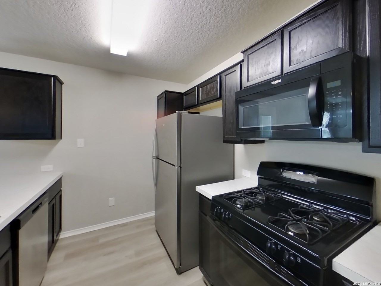 9726 Marbach Bnd - Photo 4 of 16