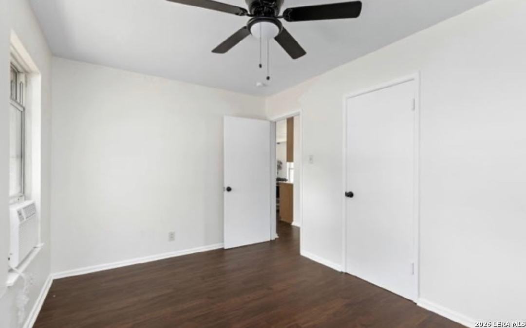 3306 Colglazier Ave - Photo 6 of 6