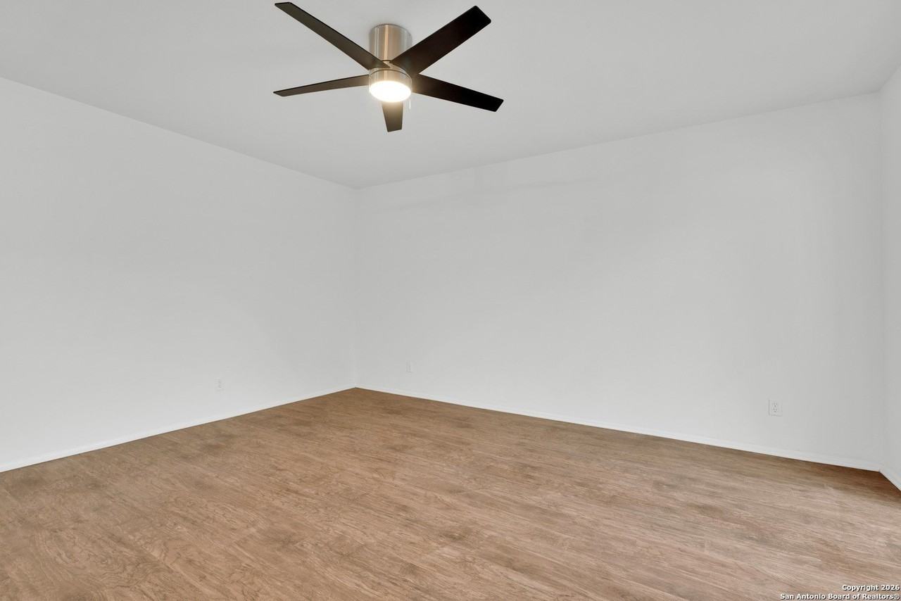 600 Gentleman Rd Apt 2 #2 - Photo 7 of 14