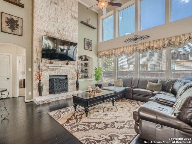 1802 Laivita Mist - Photo 4 of 31