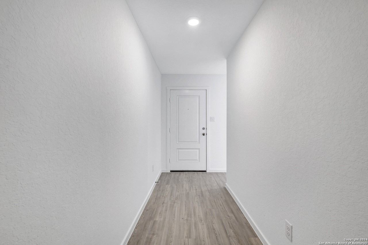 9702 Durham Ml - Photo 3 of 25